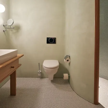 Kleiner Loewe - Stadthotel 호텔 *