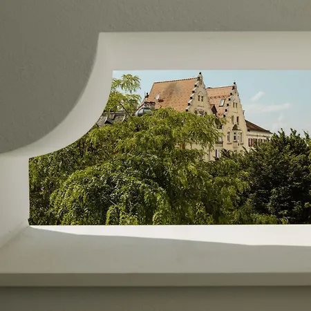 Kleiner Loewe - Stadthotel *